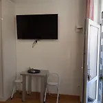 Mirabella 1